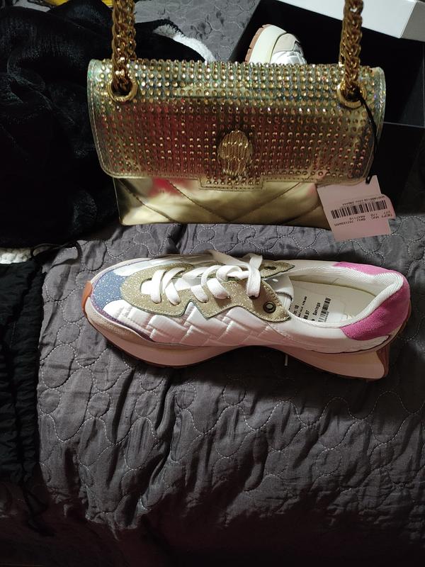 Had them on Easter Sunday later they began to hurt