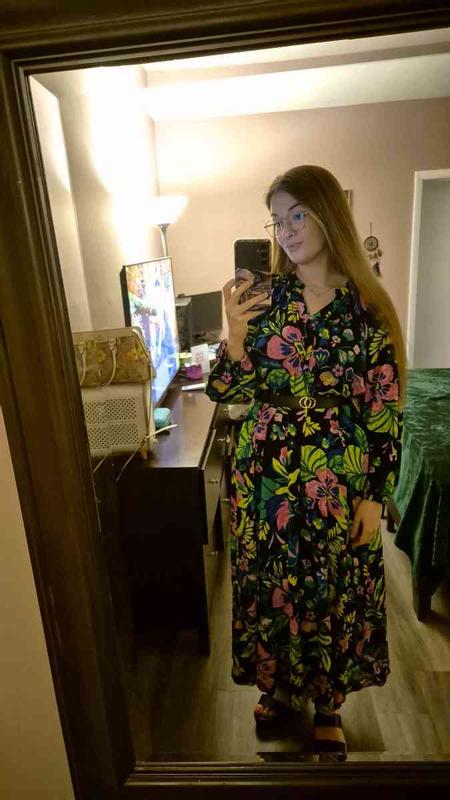 Review Thumbnail Image 0 235829653