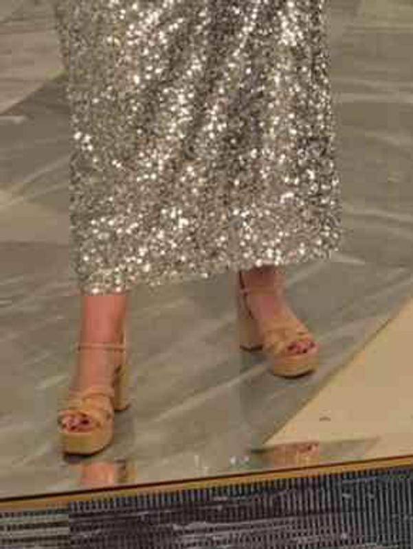 Review Thumbnail Image 0 240992926