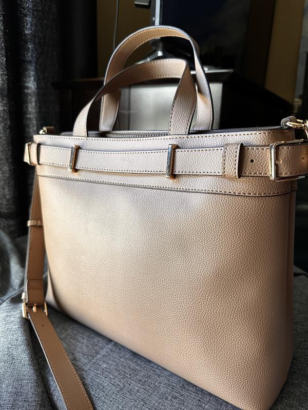 Review Thumbnail Image 0 239904758