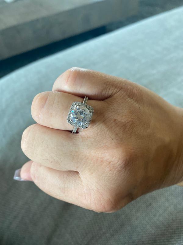 Review Thumbnail Image 0 197878413