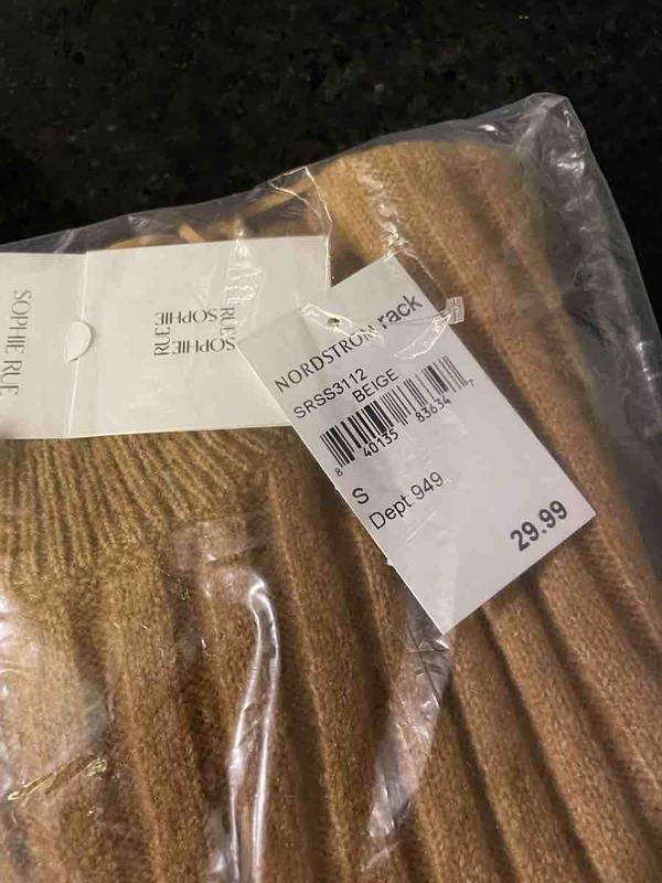 Review Thumbnail Image 0 219995936