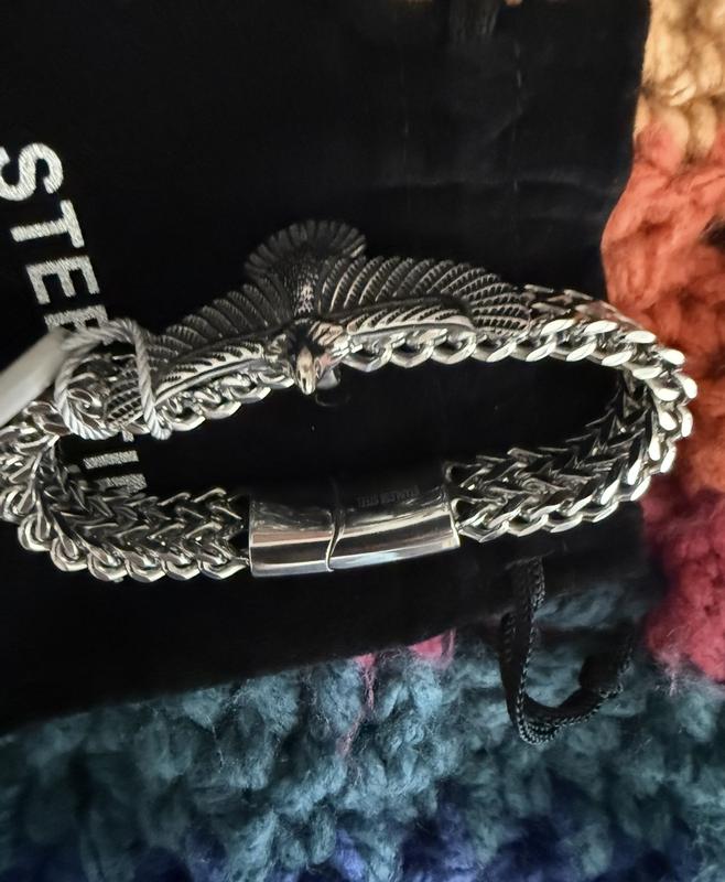 Review Thumbnail Image 0 245513137