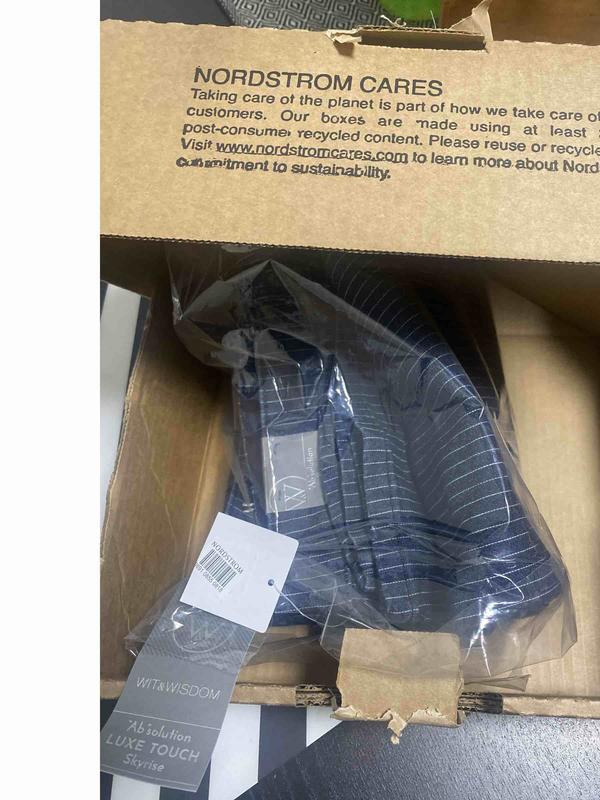 Review Thumbnail Image 1 233571202