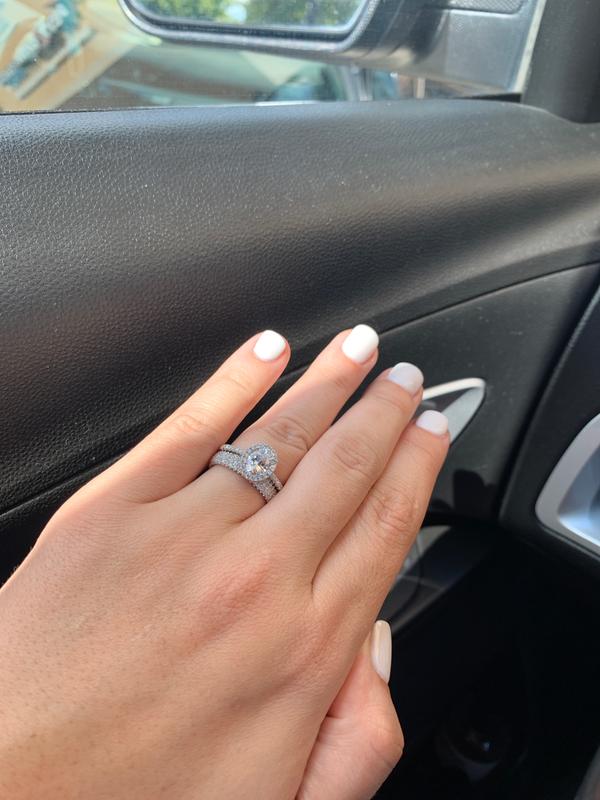 Review Thumbnail Image 0 198376589