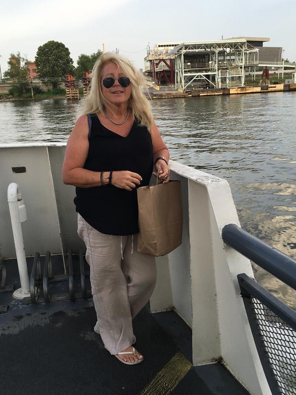 Review Thumbnail Image 0 235632114