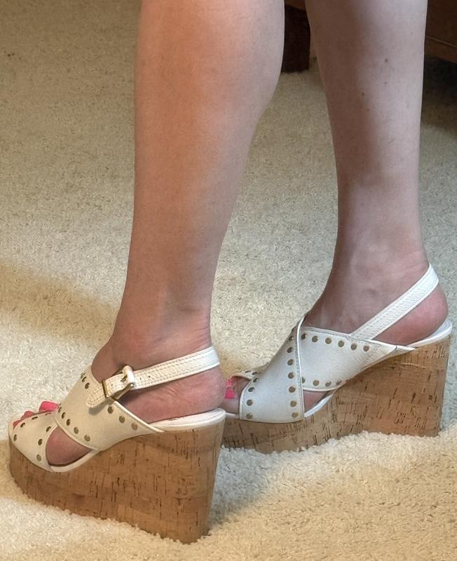 Review Thumbnail Image 1 243646900