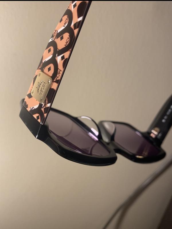 Review Thumbnail Image 1 223495218