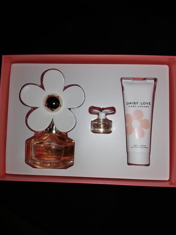 The Marc Jacobs Daisy Love Edition Eau De Toilette Set Nordstrom Rack