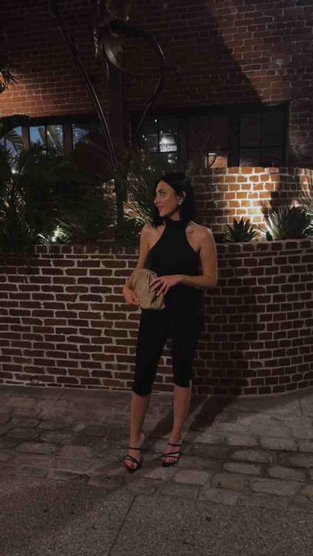 Review Thumbnail Image 0 249085526