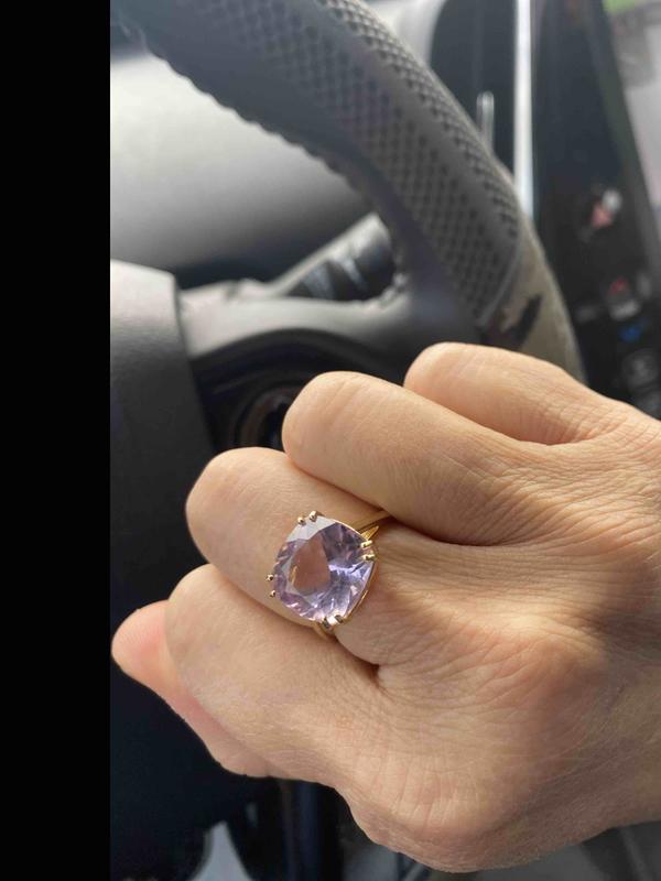 Customer photo for "00"