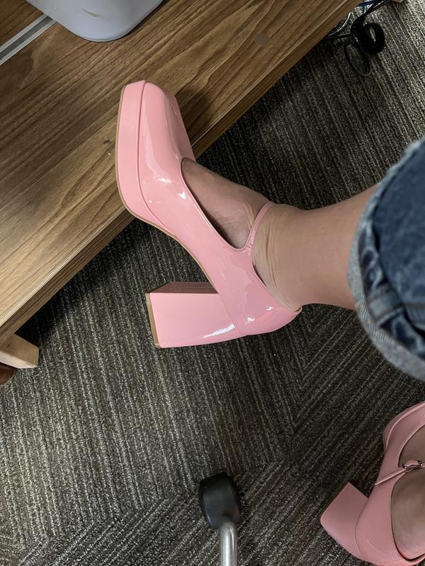 Review Thumbnail Image 0 237548928