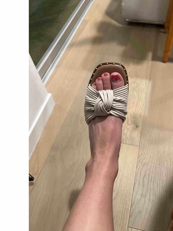 Review Thumbnail Image 0 216520647