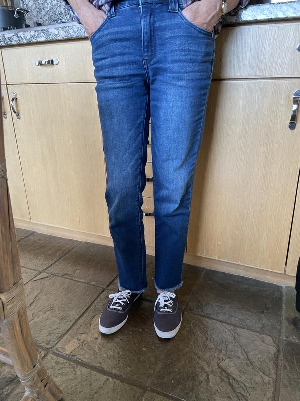 Review Thumbnail Image 0 227572038