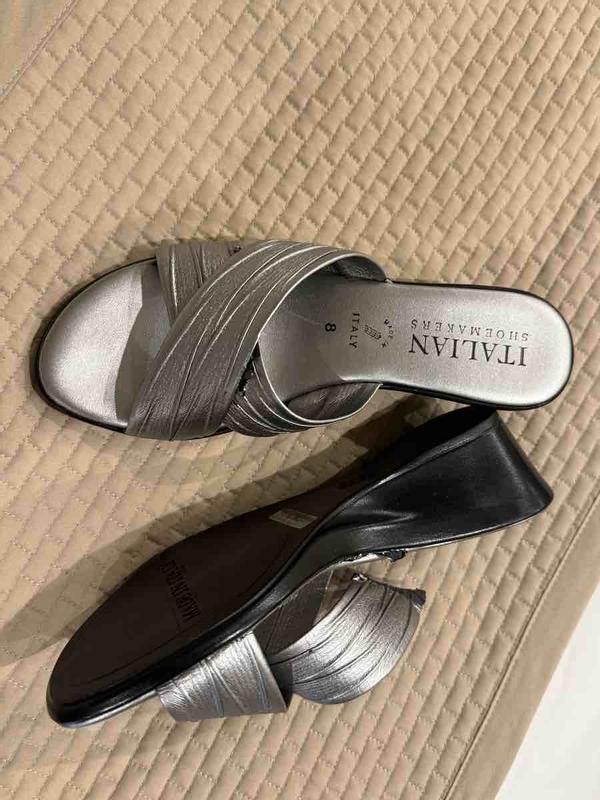 Review Thumbnail Image 1 252217000