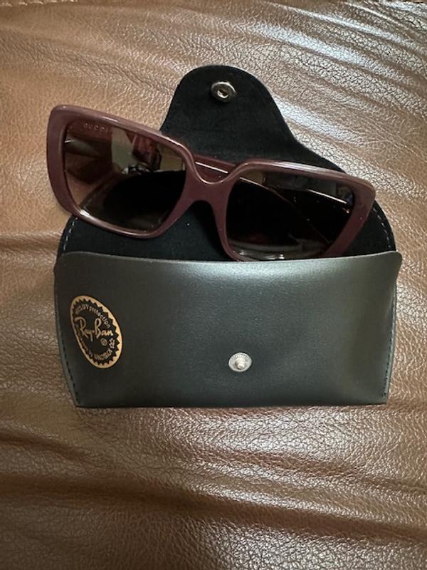 Review Thumbnail Image 0 237497318