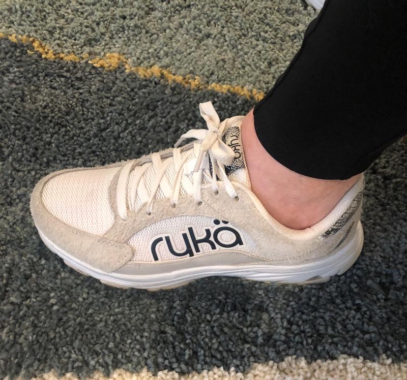 Review Thumbnail Image 0 241077326