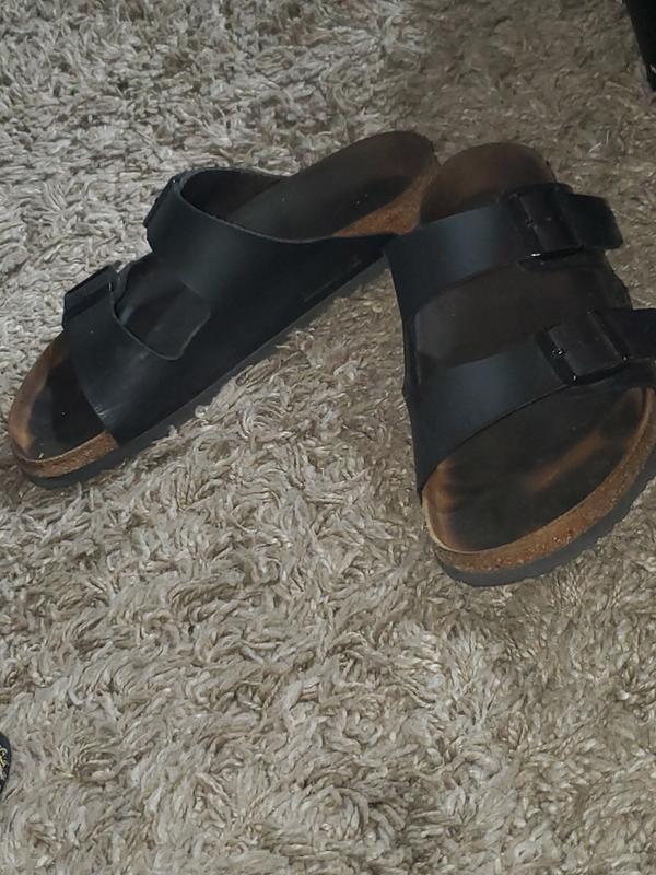 Customer photo for "Great Sandal"