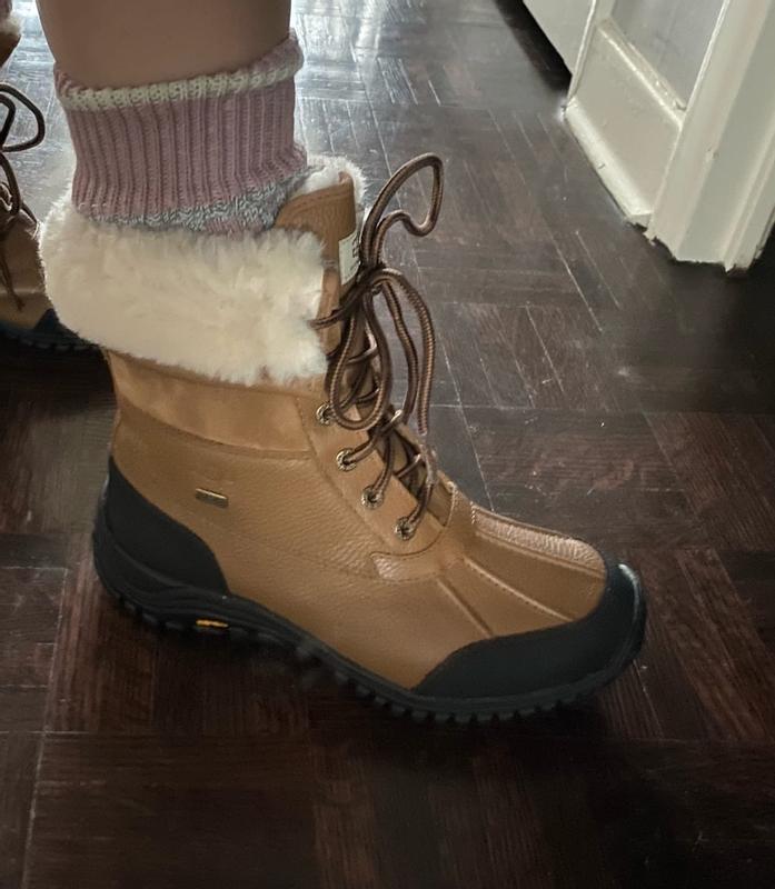 Customer photo for "Comfortable and warm boots"