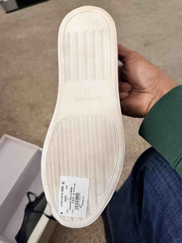 Review Thumbnail Image 4 251094384
