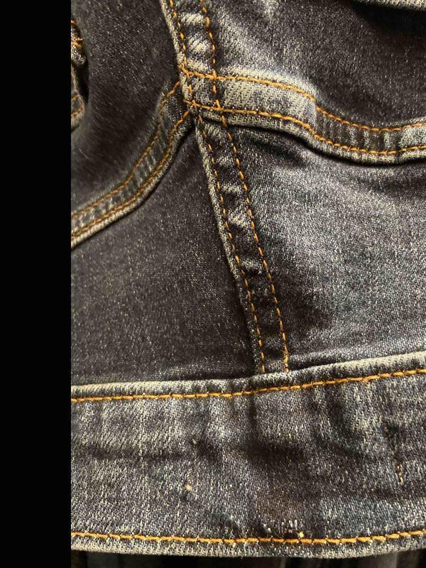 Customer photo for "final sale defective item"