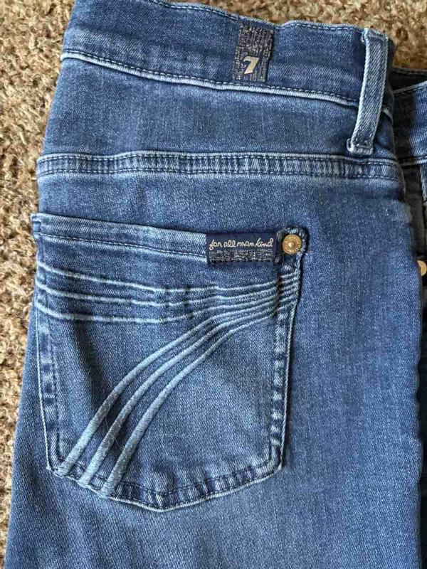 Review Thumbnail Image 0 242293398