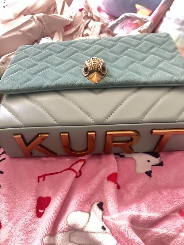 Review Thumbnail Image 2 243698235