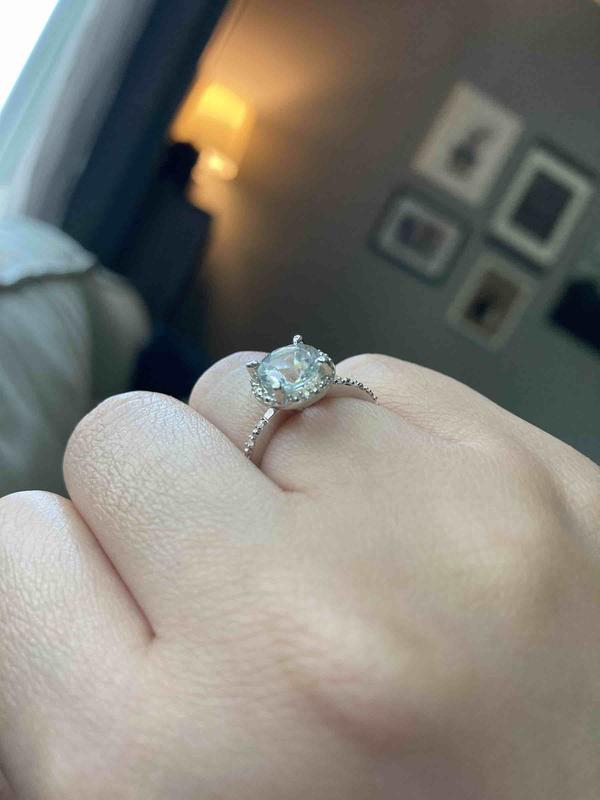 Review Thumbnail Image 0 209063666