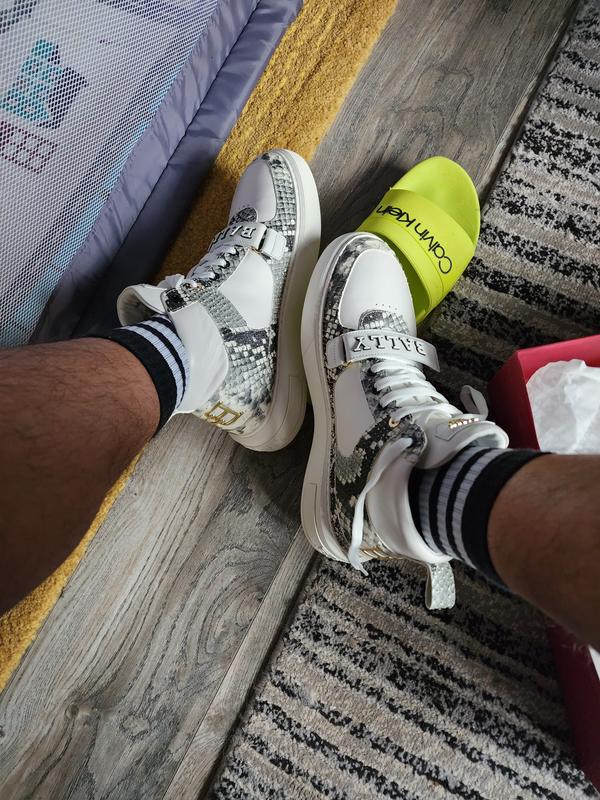 Review Thumbnail Image 0 230039497