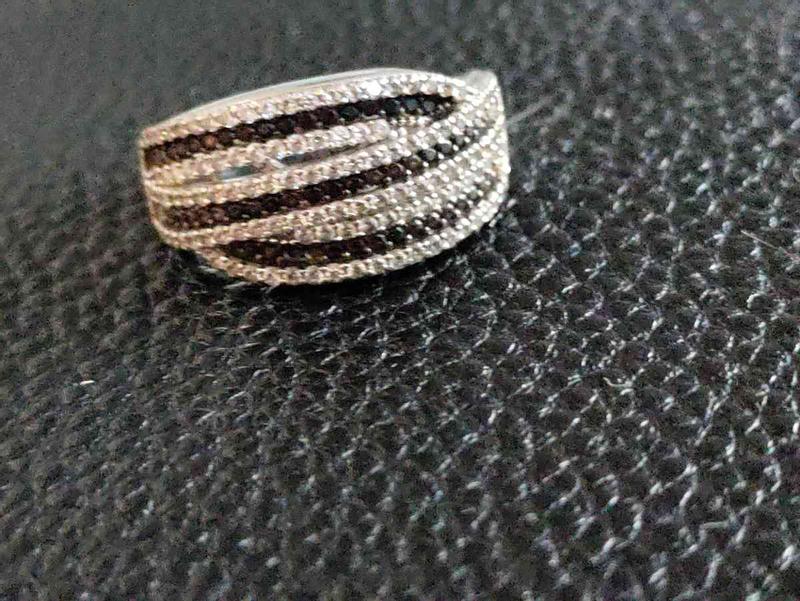 Review Thumbnail Image 0 228117885