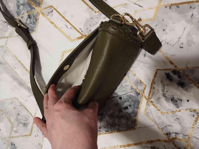 Review Thumbnail Image 1 247358620