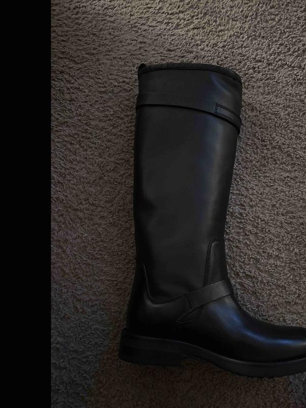 Review Thumbnail Image 0 250095073