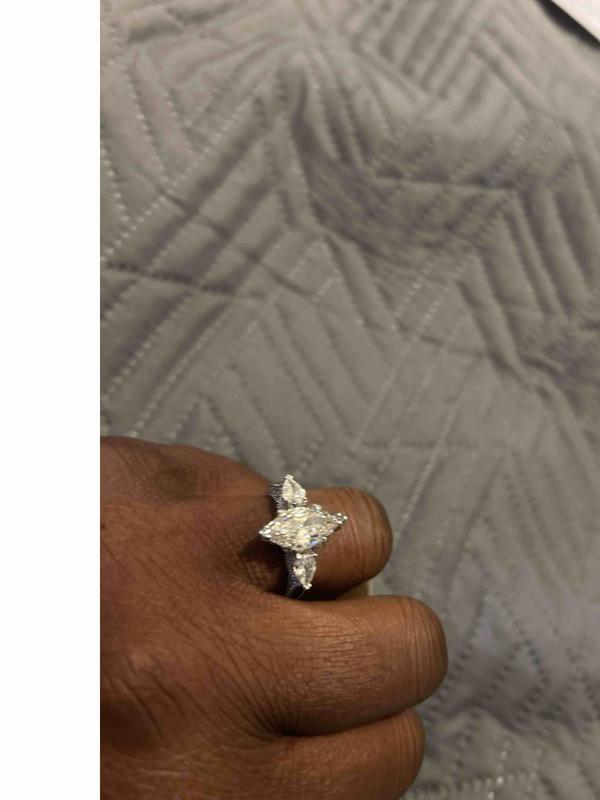 Review Thumbnail Image 0 235433928