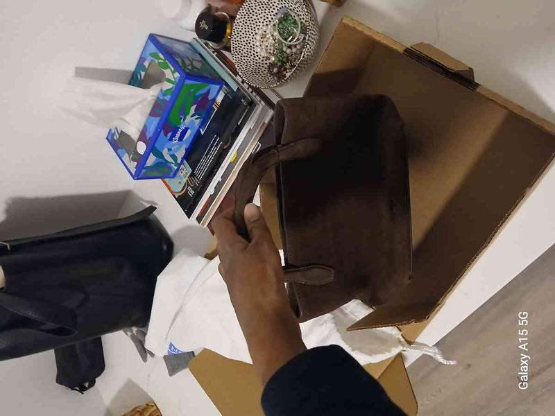 Review Thumbnail Image 0 247822396