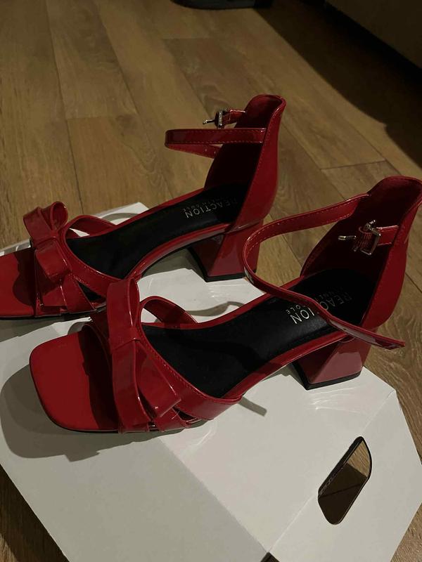 Review Thumbnail Image 2 243467328