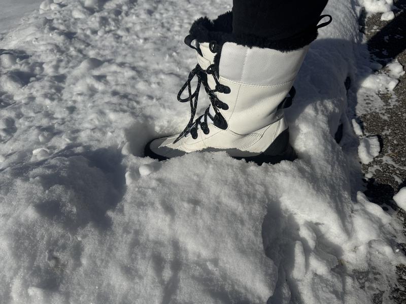 Customer photo for "Don’t think twice! Best snow boots!"