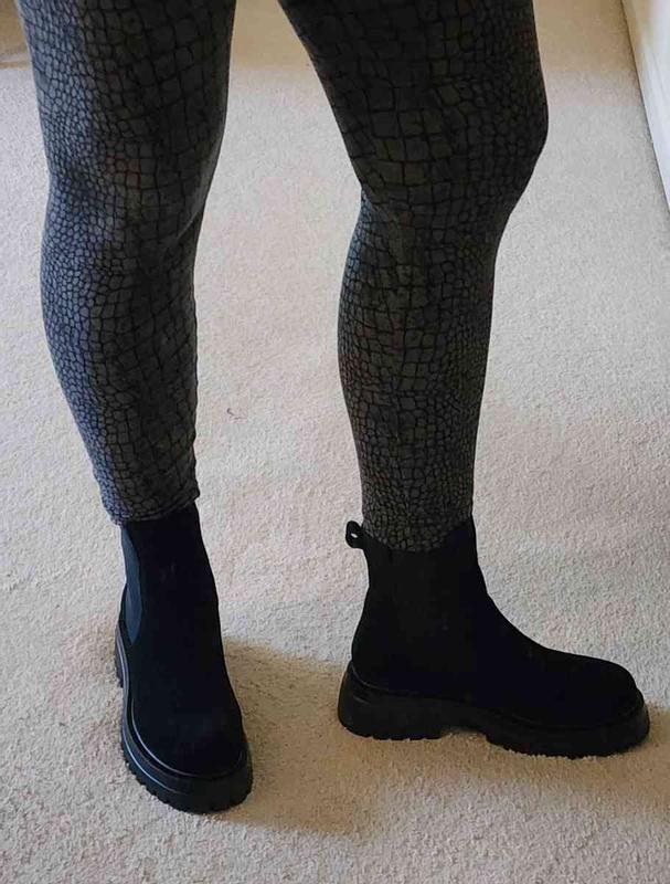 Review Thumbnail Image 0 246218355