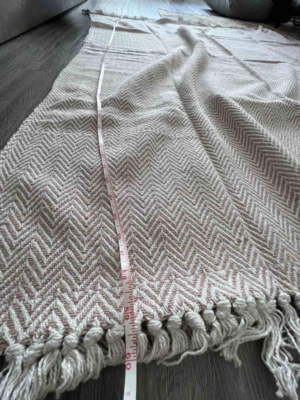 Review Thumbnail Image 0 215110246