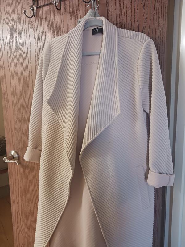 Review Thumbnail Image 0 236540794