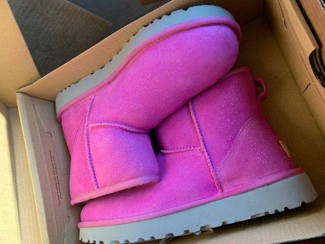 ugg mini milky way