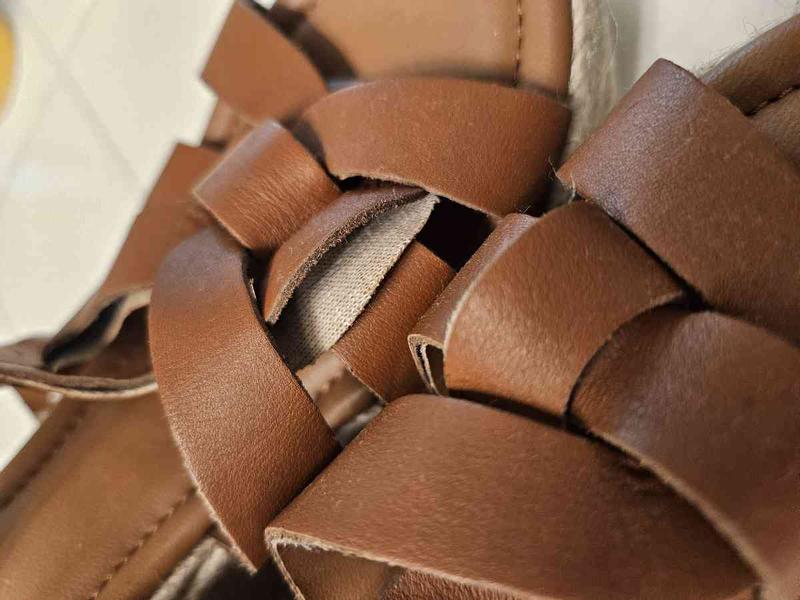 Review Thumbnail Image 2 255546076