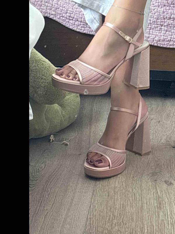 Review Thumbnail Image 0 244913222