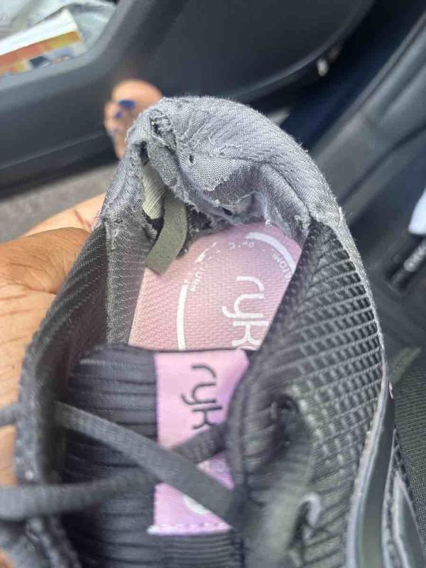 Review Thumbnail Image 2 255924817