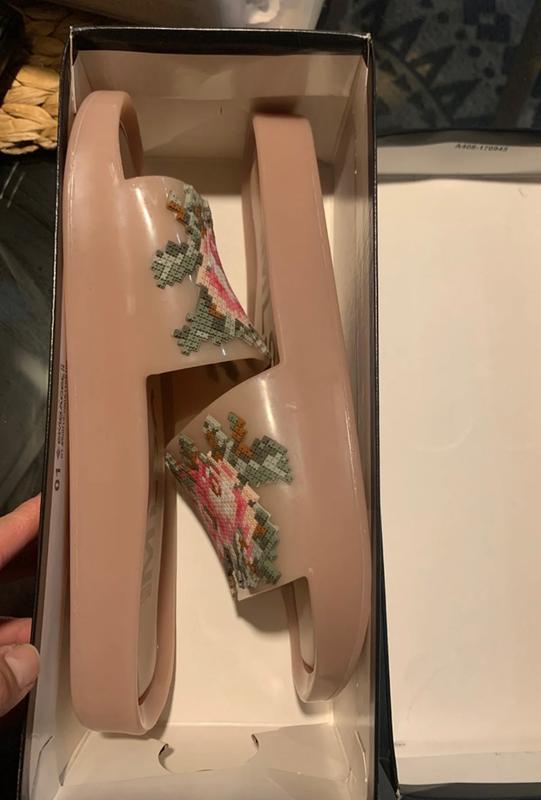 Review Thumbnail Image 1 196462884