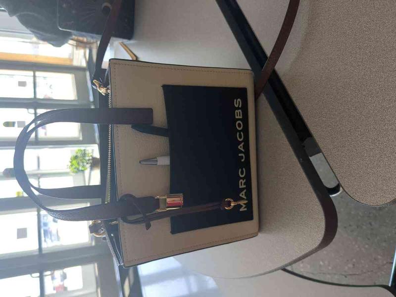 Review Thumbnail Image 0 239961935