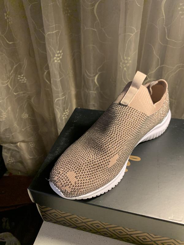 Review Thumbnail Image 0 216775860