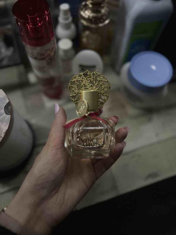 Customer photo for "smells dose not last"