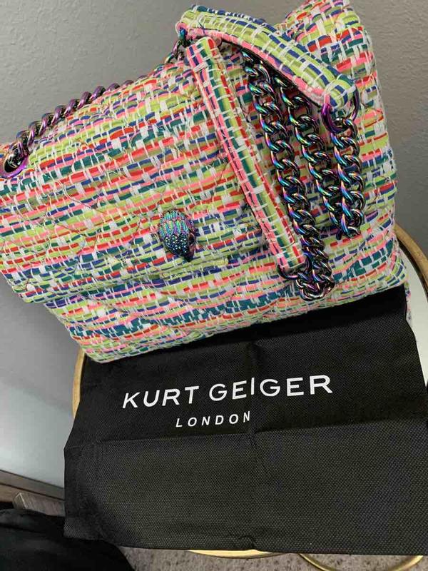 Review Thumbnail Image 1 214364319