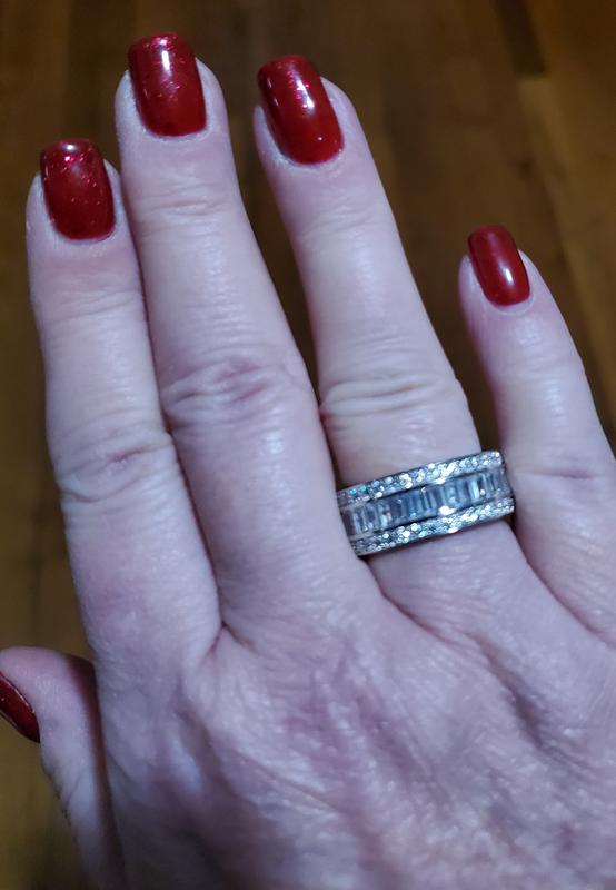 In LOVE with this ring!