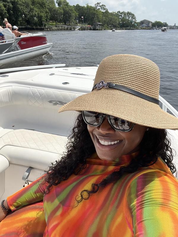 Review Thumbnail Image 0 226943313